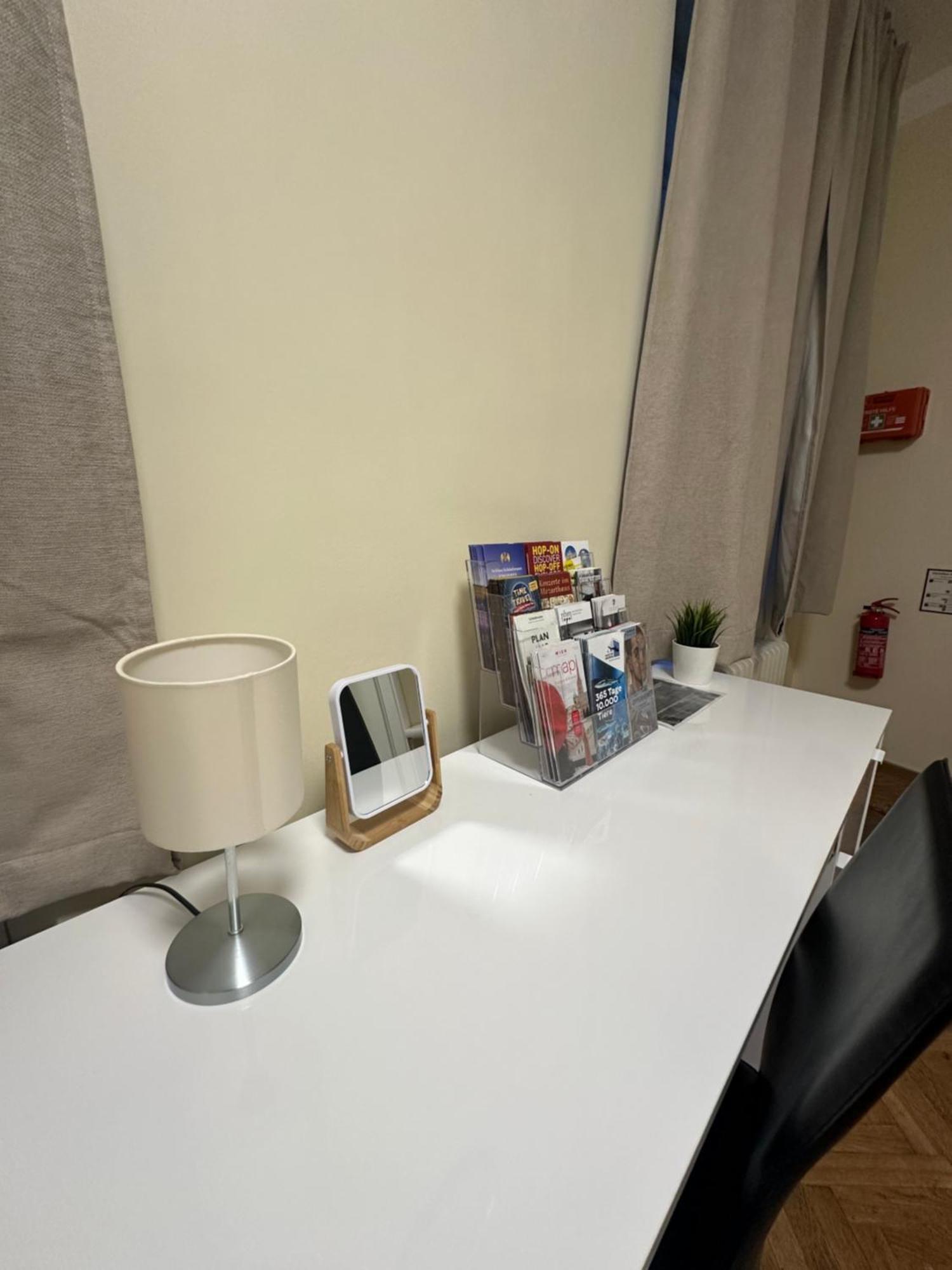 Datri Petite Suite 10 Wenen Buitenkant foto